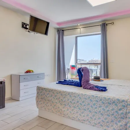 Appartamento 733 Wonderful In Lasamericas! Wi-fi Free! Playa de las Americas (Tenerife)